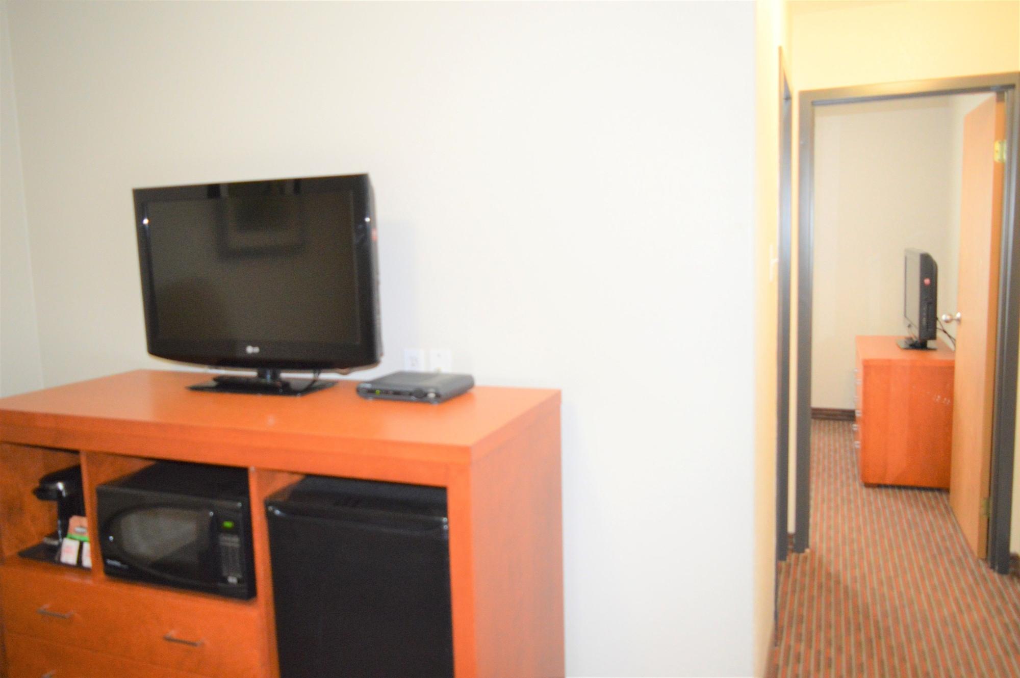 Super 8 By Wyndham Grande Prairie Otel Dış mekan fotoğraf