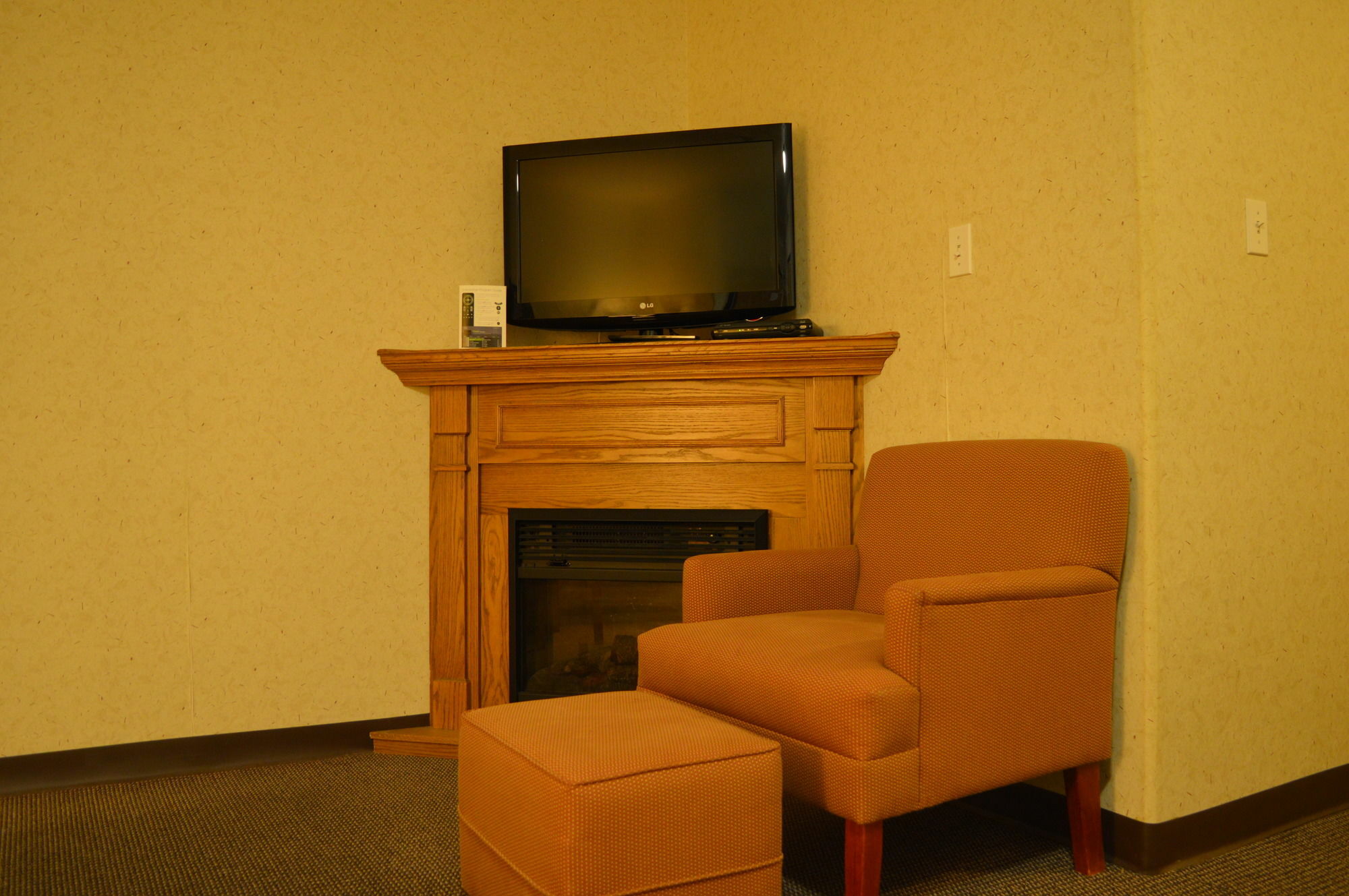 Super 8 By Wyndham Grande Prairie Otel Dış mekan fotoğraf